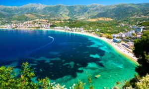 Himare albania