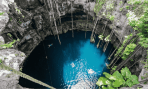 Cenote Calavera